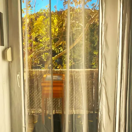 Free Parking - Premium Bed - Modern Kitchen Appartement