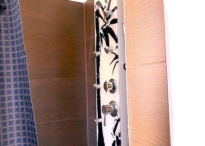 شقة Free Parking - Premium Bed - Modern Kitchen *